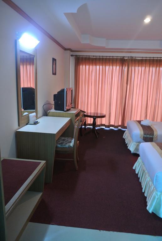 Chaikana Thani Hotel Phatthalung Buitenkant foto