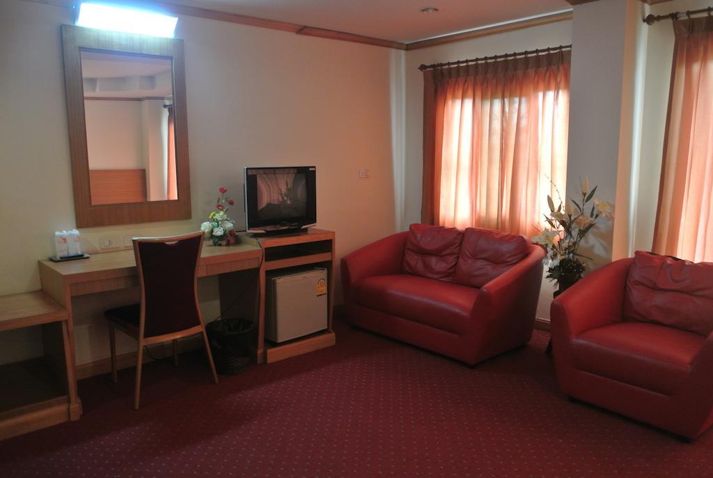 Chaikana Thani Hotel Phatthalung Buitenkant foto