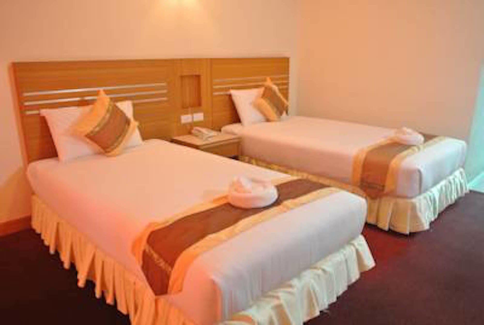 Chaikana Thani Hotel Phatthalung Buitenkant foto