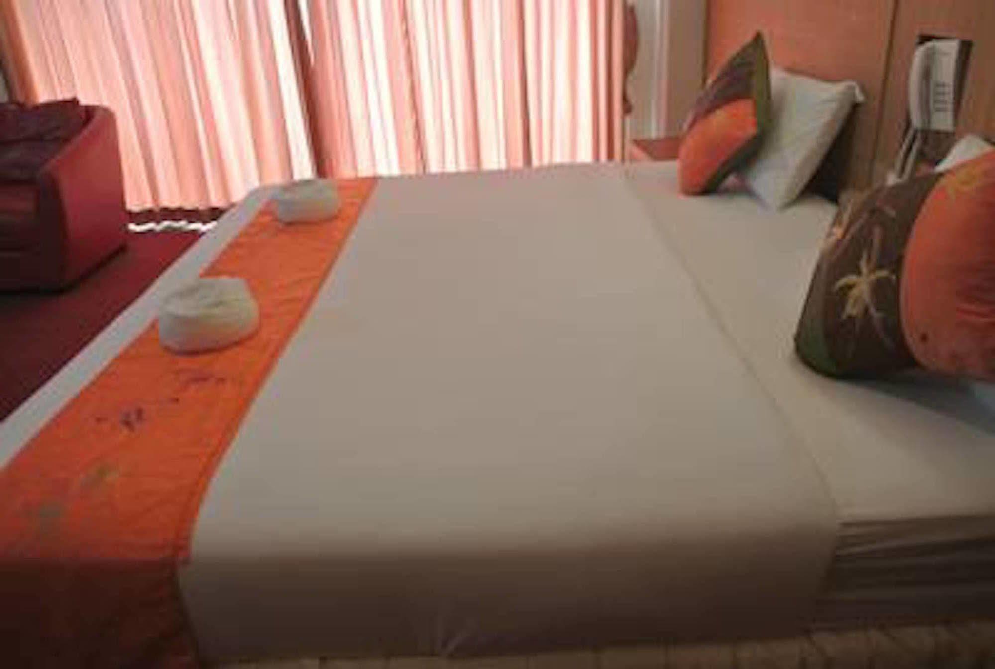 Chaikana Thani Hotel Phatthalung Buitenkant foto